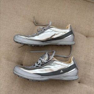 adidas gazelle silver green womens adidas Earthlight Stella McCartney Women's Running Trainers Silver GY5050, Silver / 7
